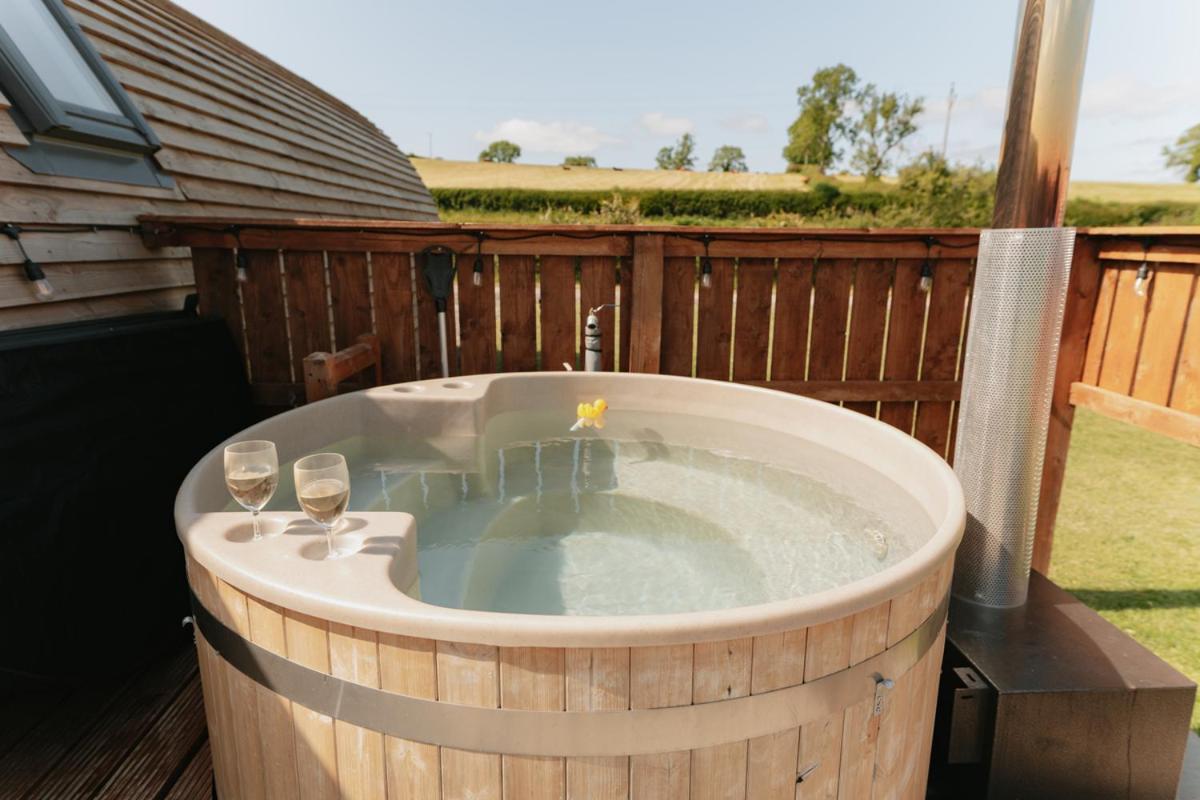 Sandwath Farm By Wigwam Holidays Kirkby Stephen Room photo