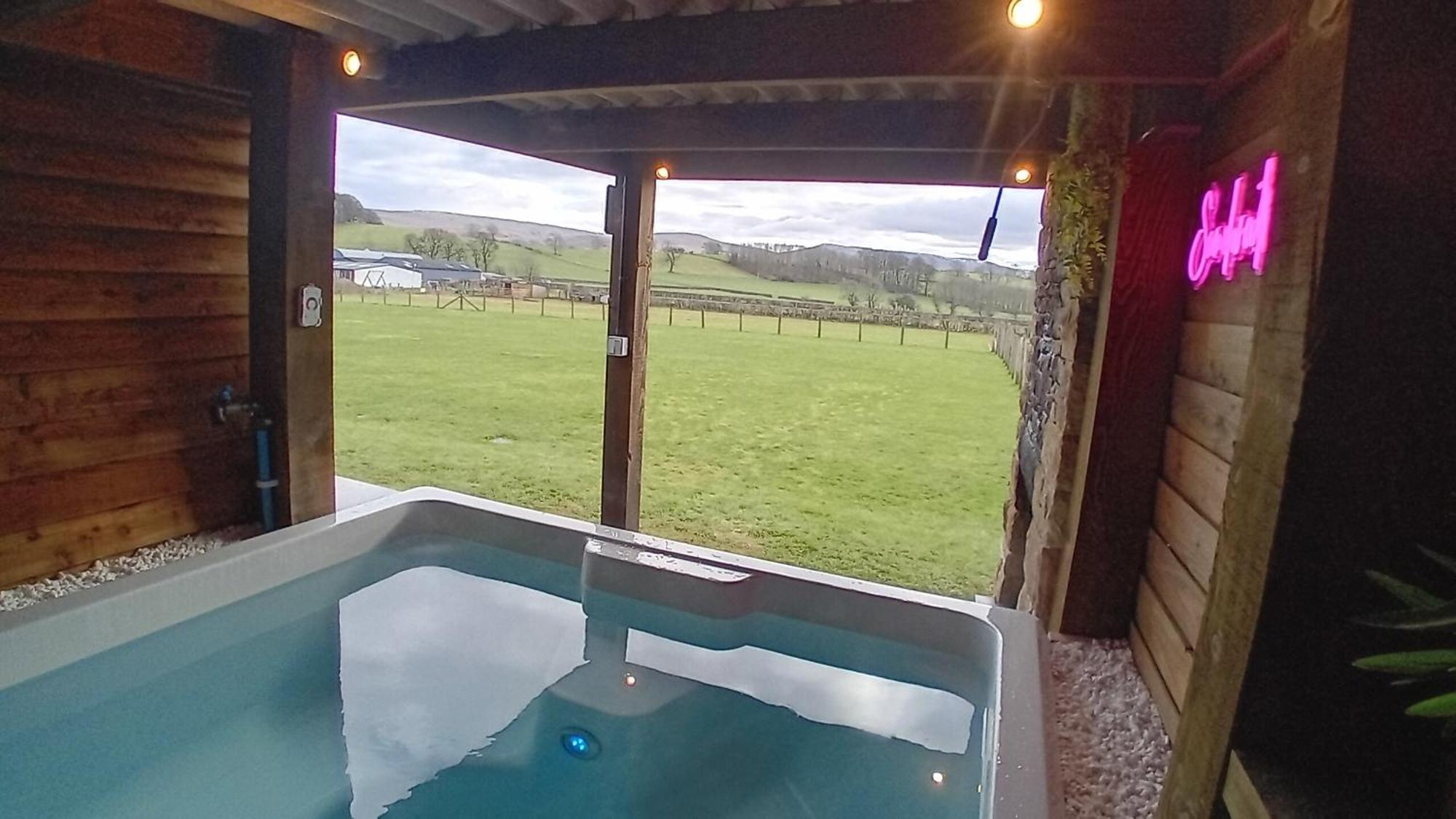 Sandwath Farm By Wigwam Holidays Kirkby Stephen Room photo